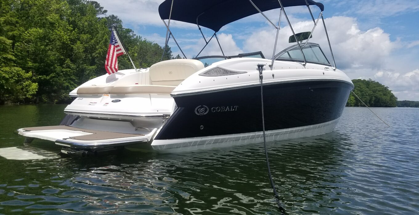 Cobalt 242 – Cobalt Boat Owners Club